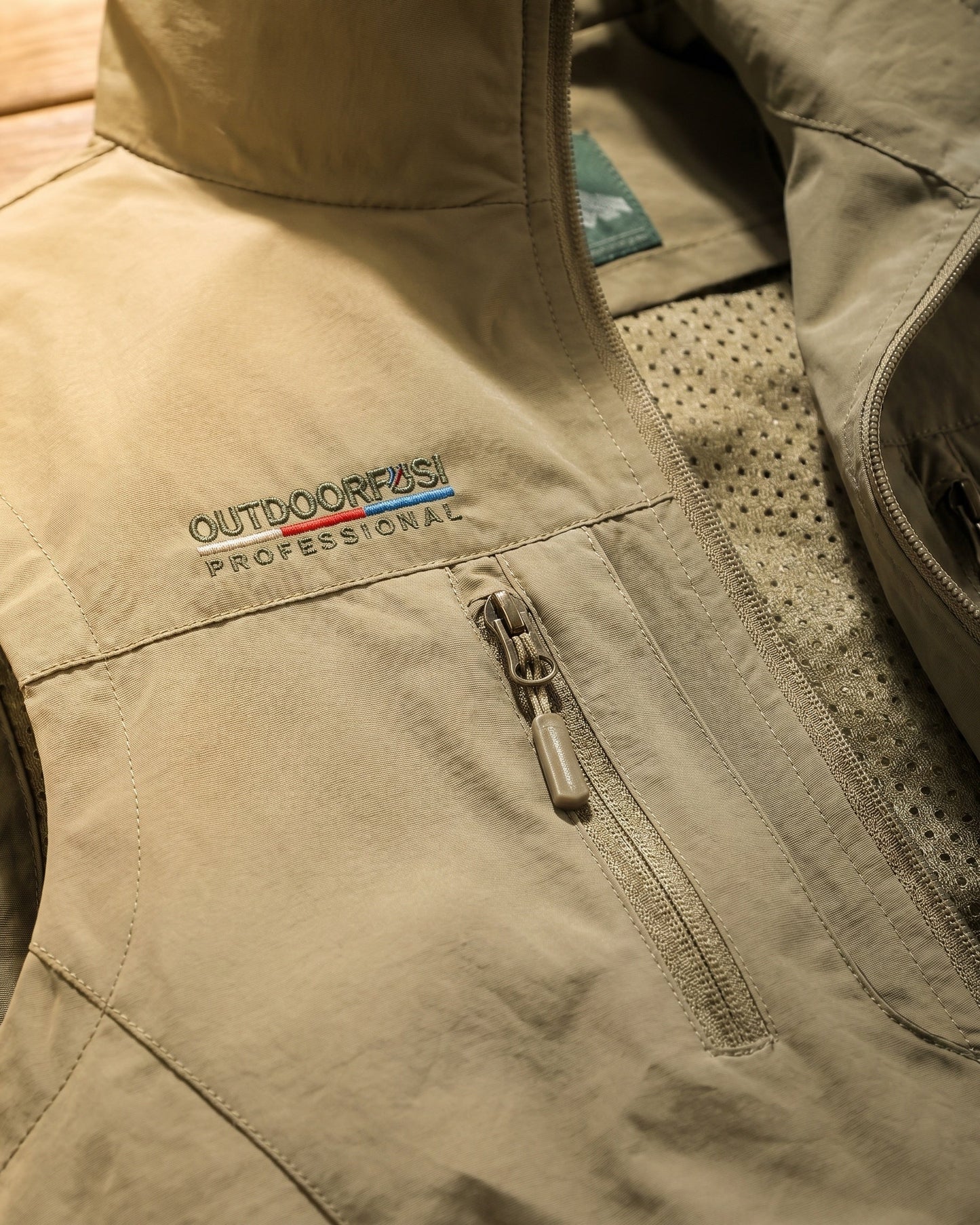 Elio Outdoor Utility Vest